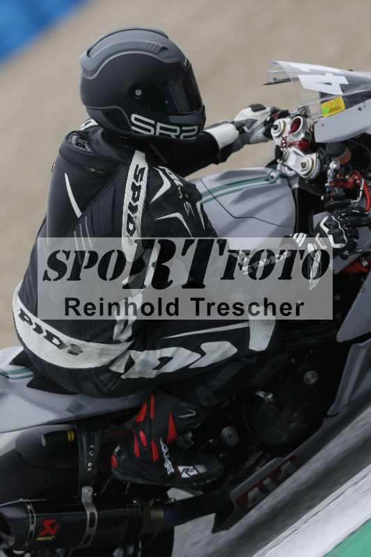 Archiv-2025/02 28.-31.01.2025 Moto Center Thun Jerez/gruen-green/414